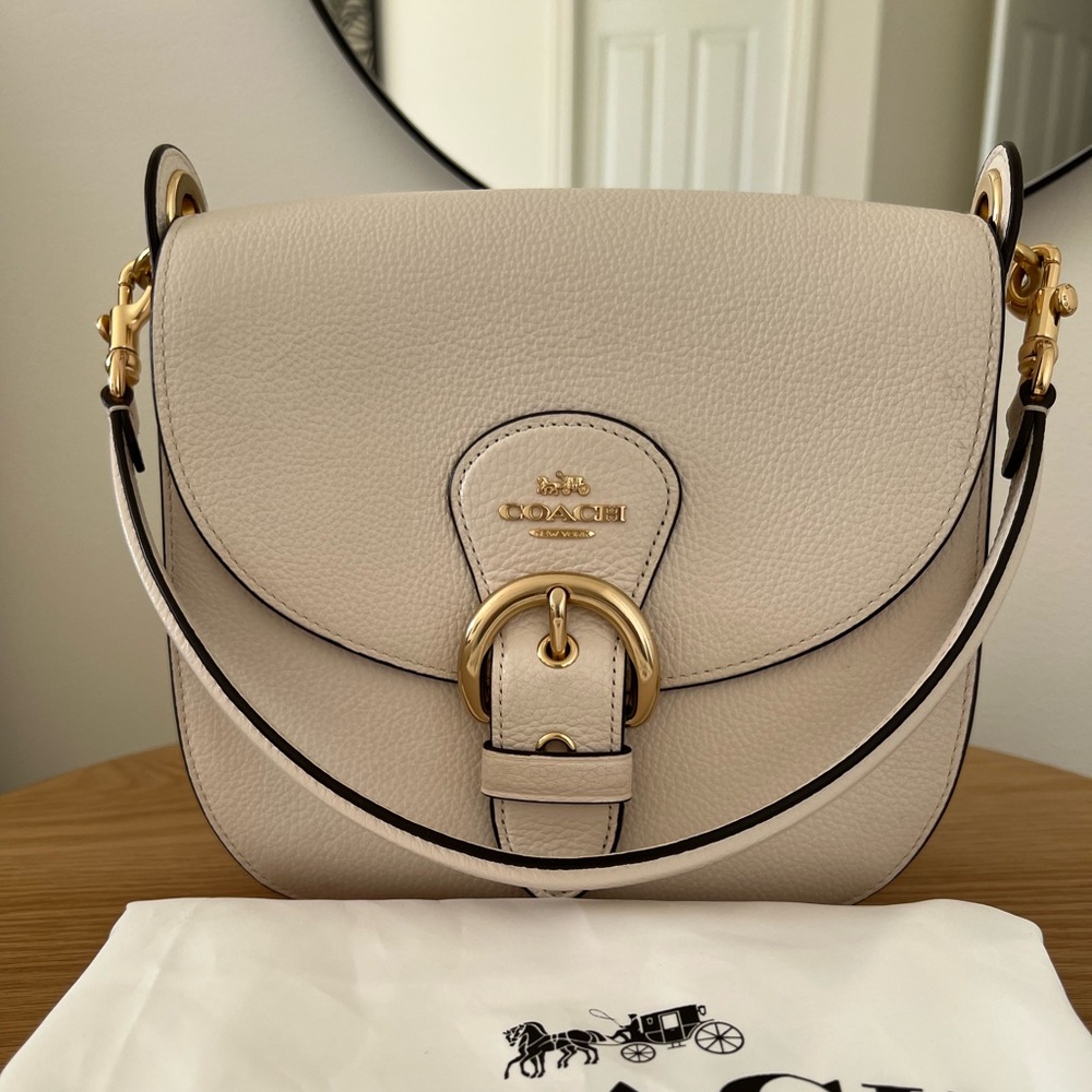 BUNDLE Coach Kleo Shoulder Bag in Chalk White with Matching Wallet